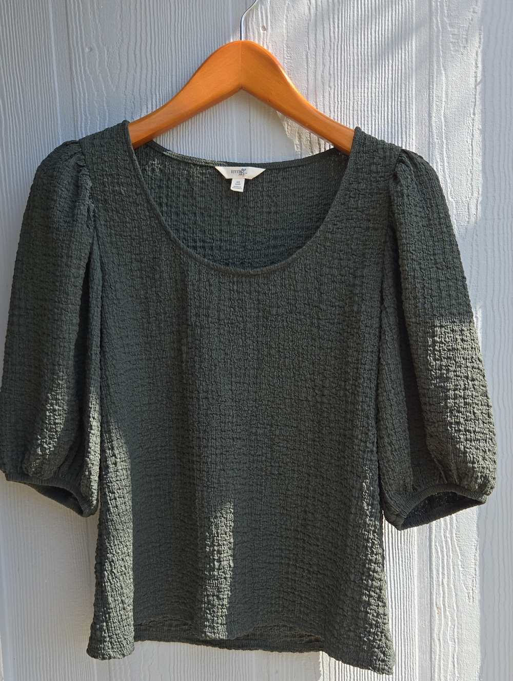 Terra & Sky | Deep Green Textured Puff-Sleeve Scoop Neck Top